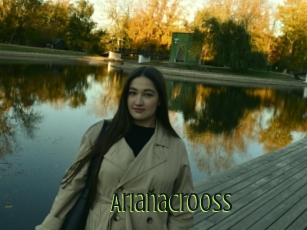 Arianacrooss