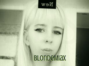 BlondeMiaX